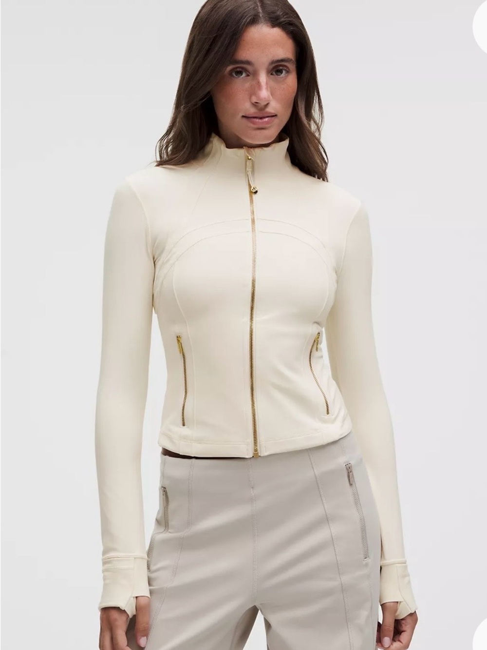 Lululemon Define Cropped Jacket Nulu
Light ivory/ gold size 4